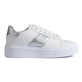 Zapatillas blancas de mujer en la plataforma Shelovet. blanco
