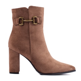 Botines de ante beige con tacón alto de Shelovet