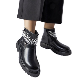 Botines negros con cadenas decorativas de Mezzavia