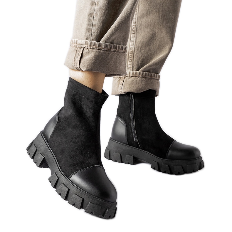 Trabajadoras de ante ecológico negro con banda de rodadura Milo B026-17 Black