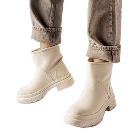 Inna Botines Clotilde con aislamiento de goma beige