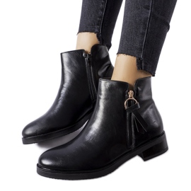 Botines Corciano clásicos aislados negros