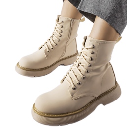 Botas Benvenuto clásicas beige