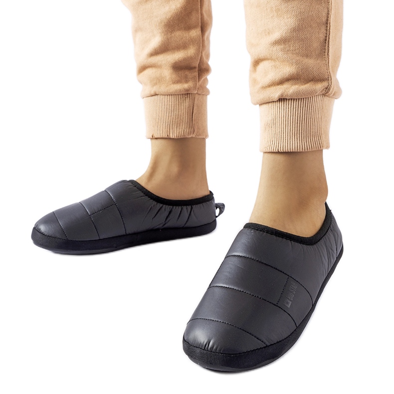 Pantuflas aislantes negras Big Star KK274604 negro