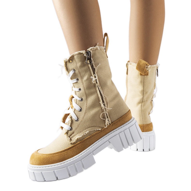Botas Crispiero aislantes beige Botas Crispiero aislantes beige