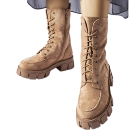 Botas altas con aislamiento marrón claro de Ines beige