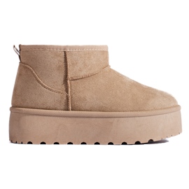 Botas de nieve cortas de color beige con plataforma Shelovet. Botas de nieve cortas de color beige con plataforma Shelovet.