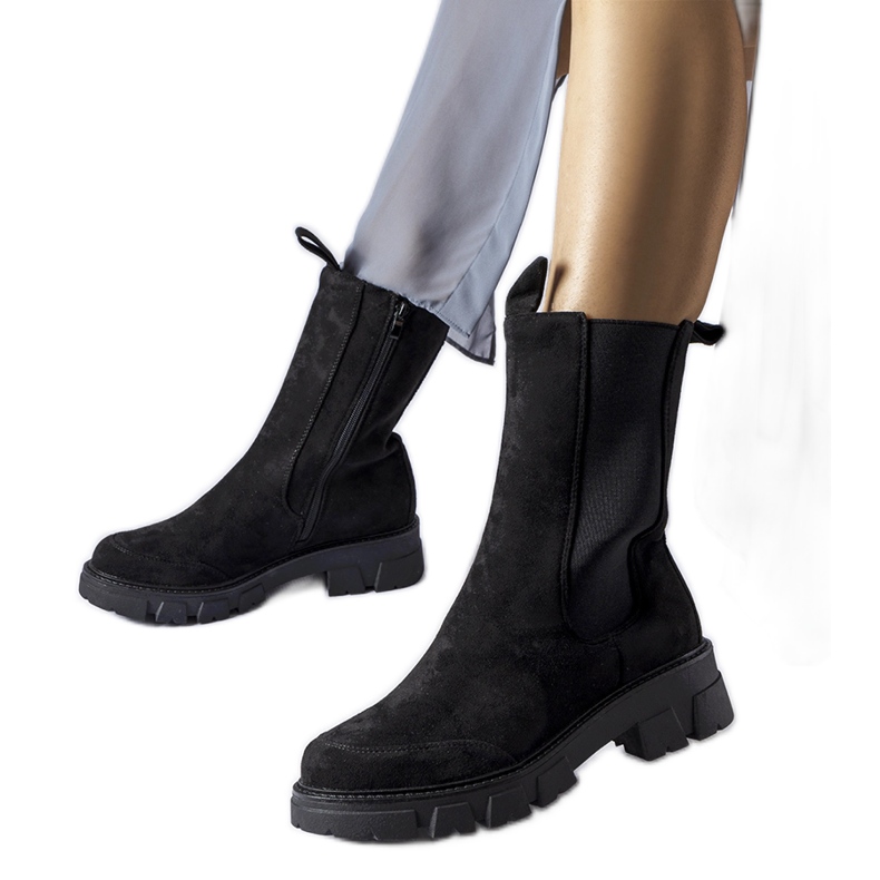 Botines altos macizos negros de Morbello