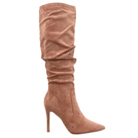 Botas clásicas con tacón de aguja Danielle Camel marrón
