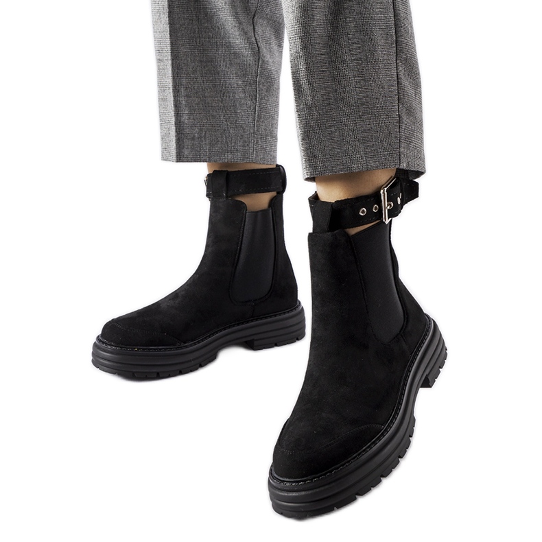 Botines negros con cierre decorativo Abela
