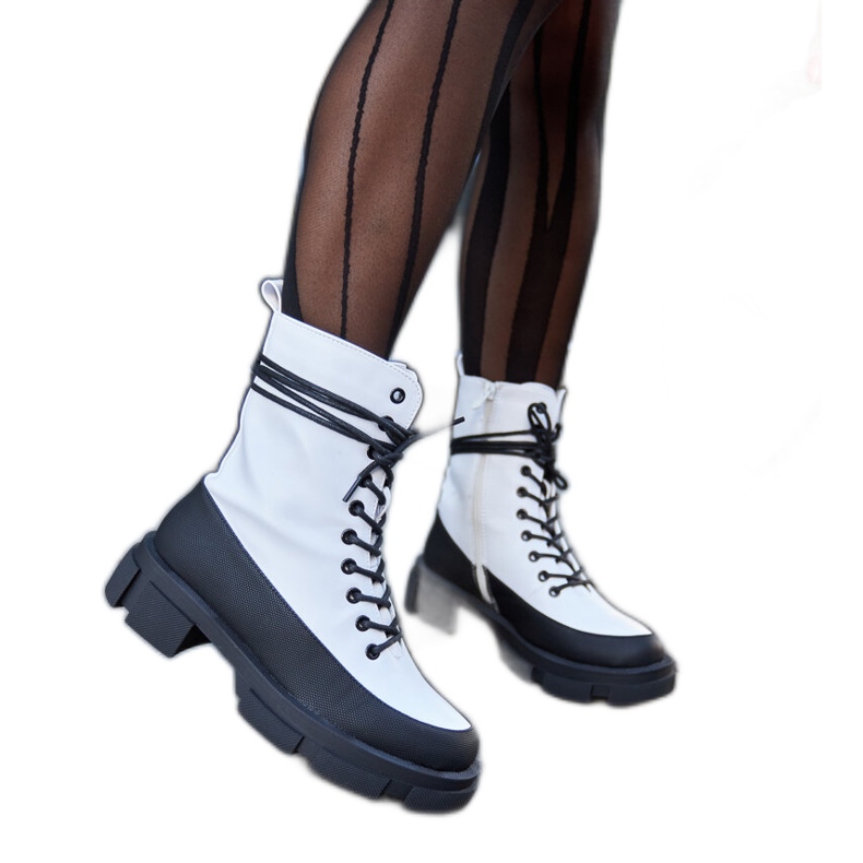 Trabajadores Apodaca aislados blancos y negros. Trabajadores Apodaca aislados blancos y negros.