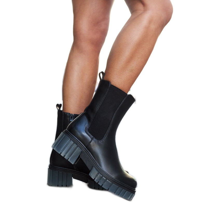 Botas Sergente macizas y aisladas en color negro Botas Sergente macizas y aisladas en color negro