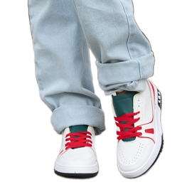 Inna Los zapatos blancos y rojos de Archie con lengüeta verde.