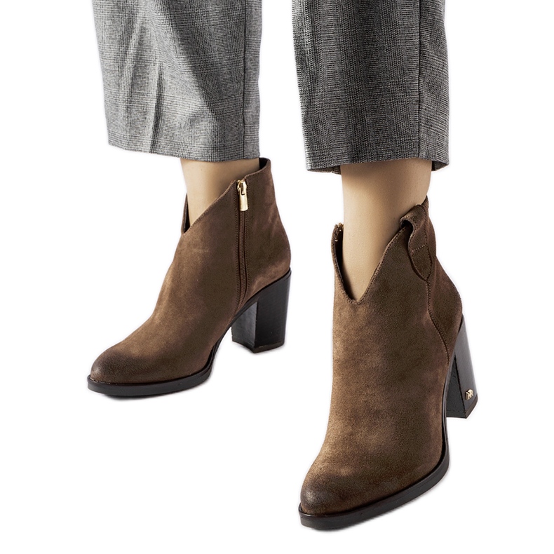 Botas aislantes Karino de ante marrón
