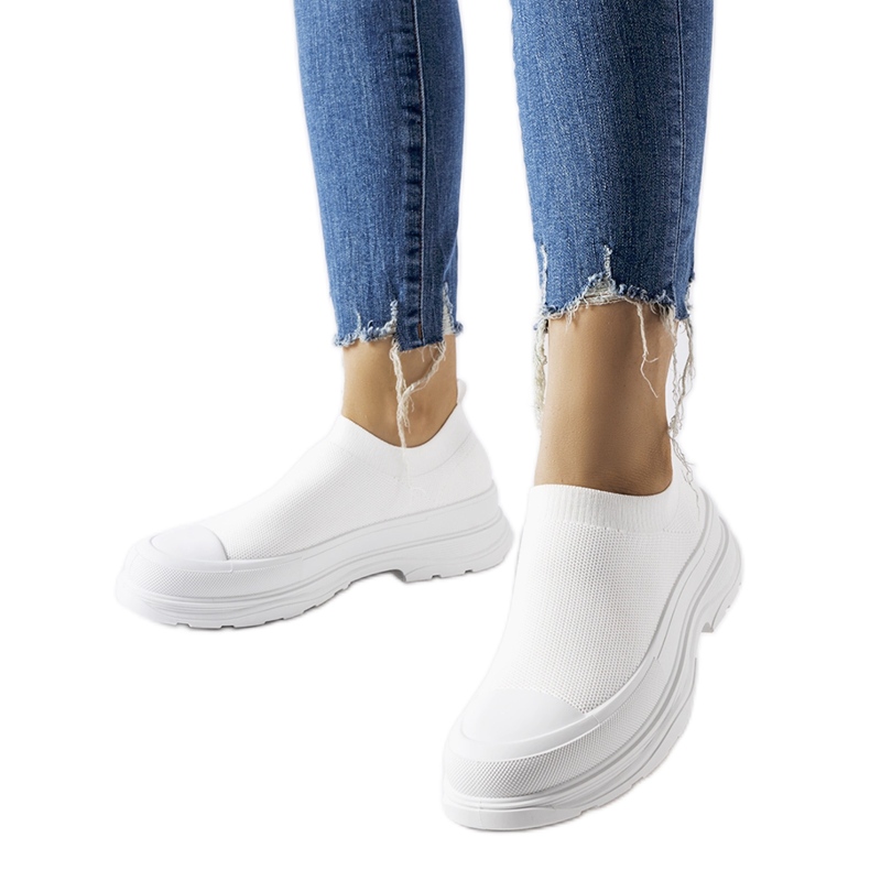 Zapatillas slip-on blancas con plataforma Baratili. blanco