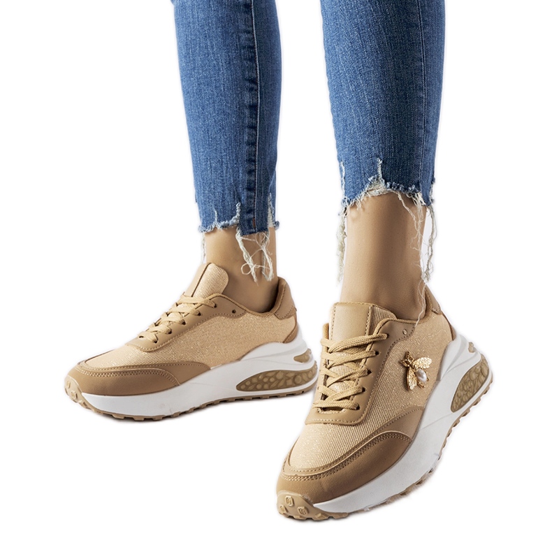 Deportivas marrones y blancas con hilo decorativo Acciano marrón