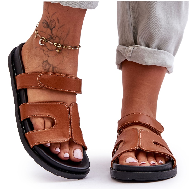 Joia Chanclas de mujer clásicas de piel con velcro, marrón
