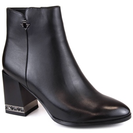 Botas aisladas negras de mujeres con Filippo DBT4842/23 BK negro