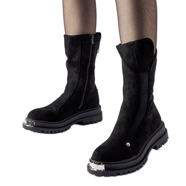 Botines aislantes negros con puntera decorativa Bolonia Botines aislantes negros con puntera decorativa Bolonia