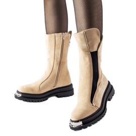 Botines aislantes beige con puntera decorativa Bolonia