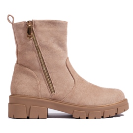 Botines de ante beige con cremallera decorativa de Vinceza