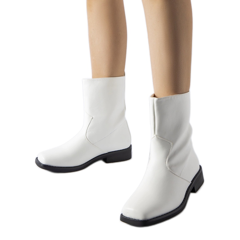 Botines aislantes blancos con puntera cuadrada Bel