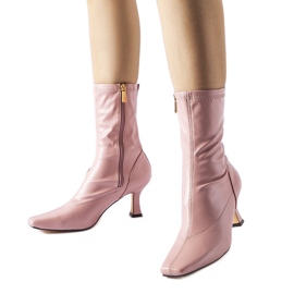 Botas rosas de tacón bajo de Luisella rosado