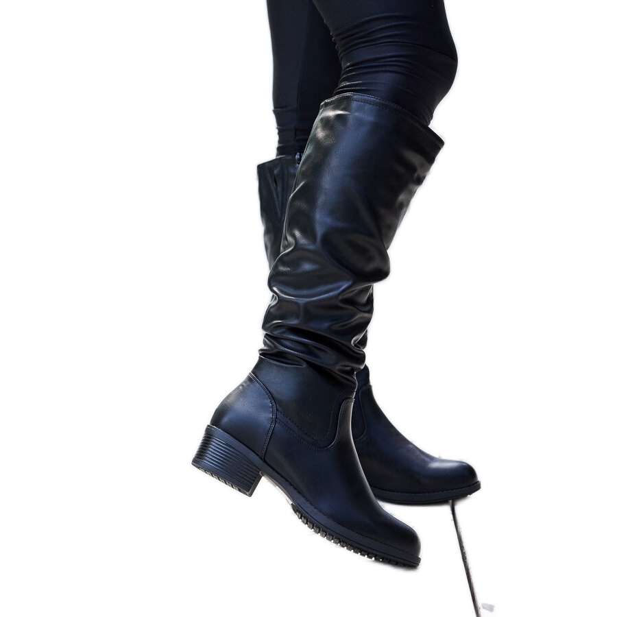 Botas negras arrugadas hotsell