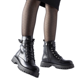 Botines aislantes negros con hebilla decorativa Fino