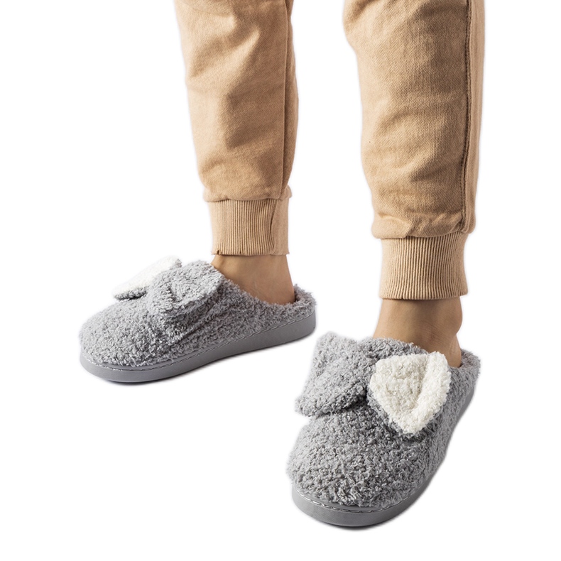 Pantuflas calentitas grises con lazo Delfio