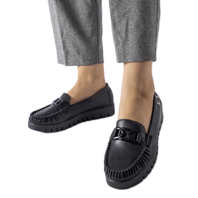 Mocasines cuña hebilla negros