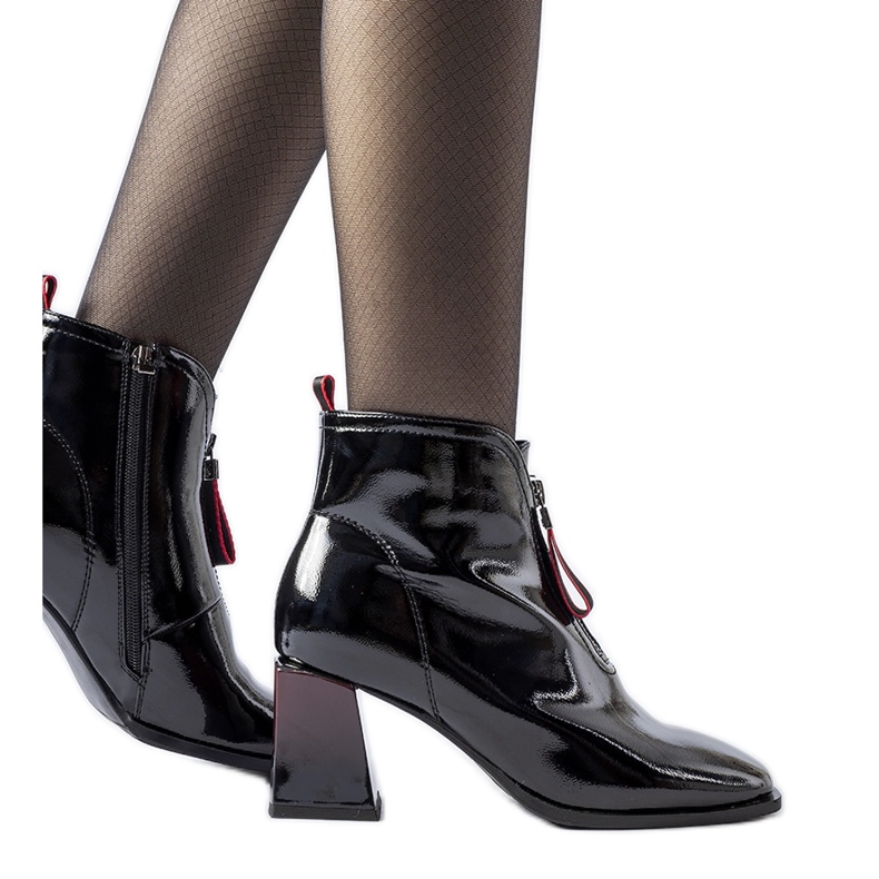 Botines negros de charol con bloque Bibbiano