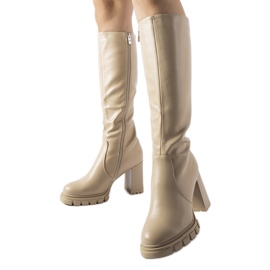 Botas de tacón largas cálidas beige