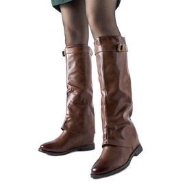 Botas calentitas marrones con cuña oculta Mia marrón