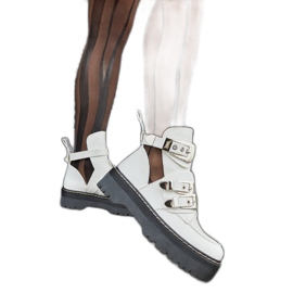 Botines blancos con plataforma Lograto.
