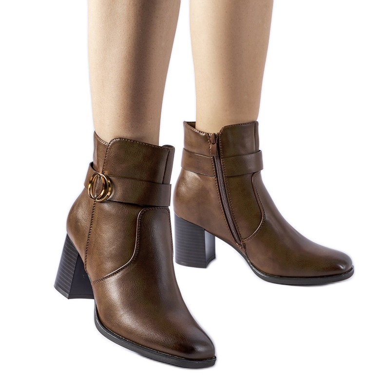 Botines con aislamiento marrones de Muscoline marrón Botines con aislamiento marrones de Muscoline marrón