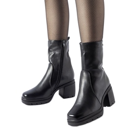 Botines con aislamiento negros de Agordino