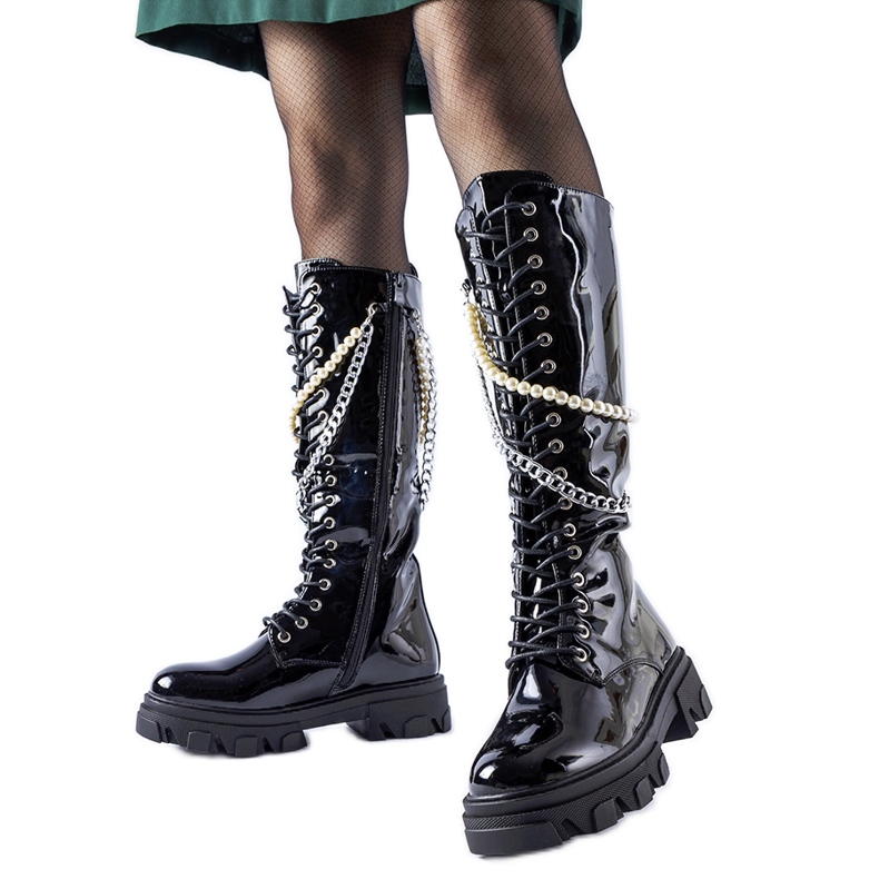 Botas de charol negro con perlas Clarksburg