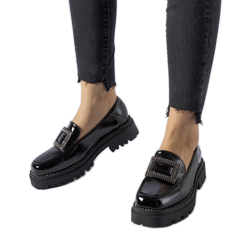 Mocasines de charol negros con pedrería de Clarks