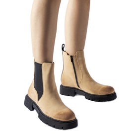 Botines Piedalue beige aislantes mate