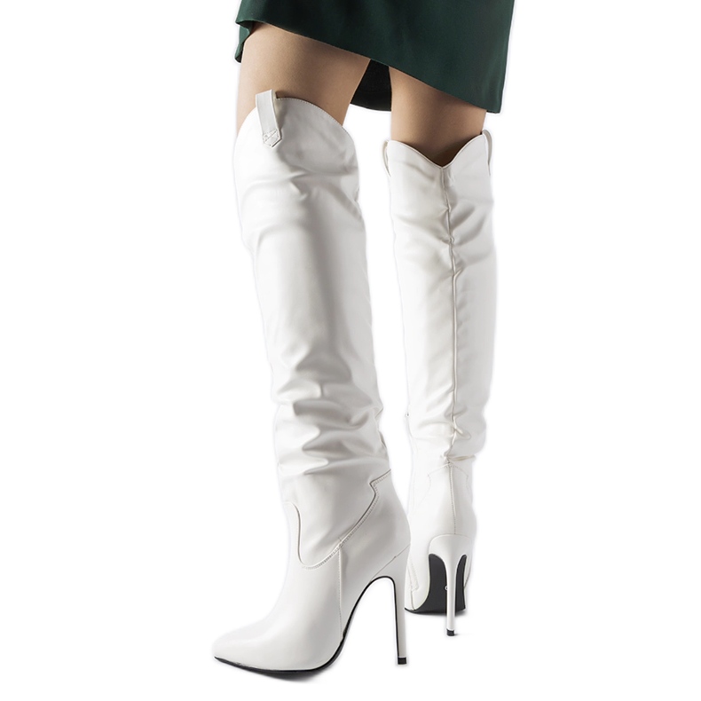 Botas largas blancas con tacón alto de Cerati blanco Botas largas blancas con tacón alto de Cerati blanco