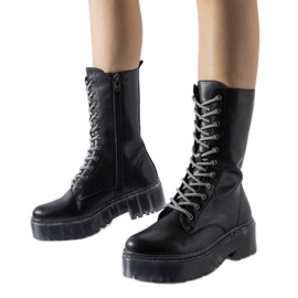 Botas aislantes Middletown de charol negro