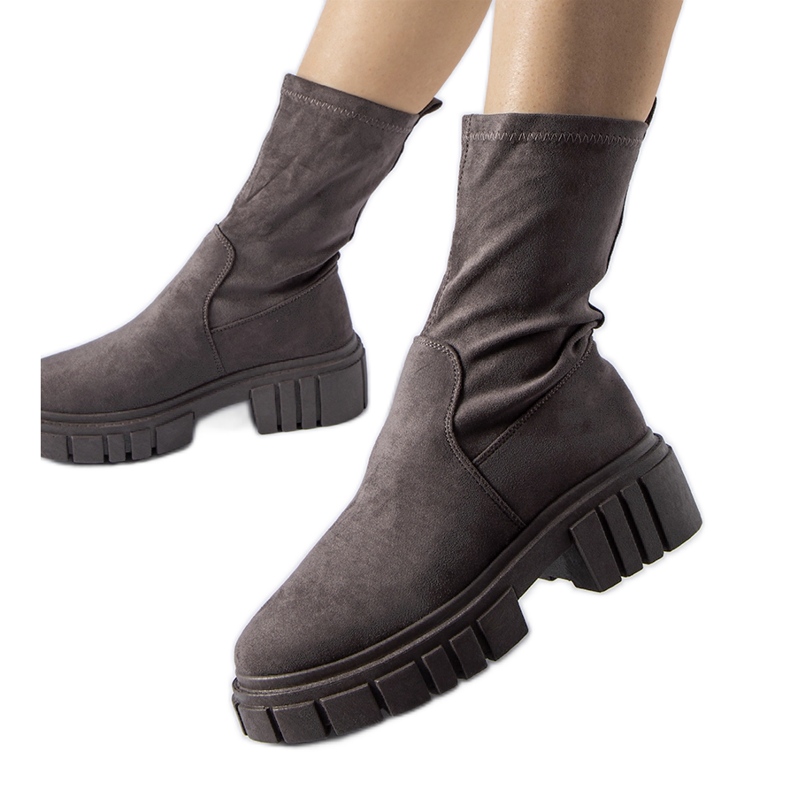 Botines slip-on Montefusco gris ante ecológico