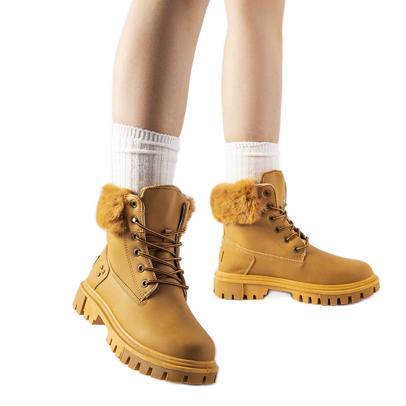 Botas Albert marrones con pelo decorativo. marrón Botas Albert marrones con pelo decorativo. marrón