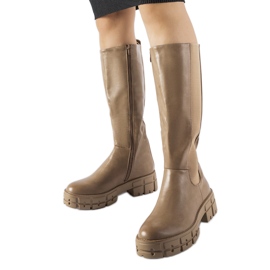Botas planas Ceredano aislantes marrones beige