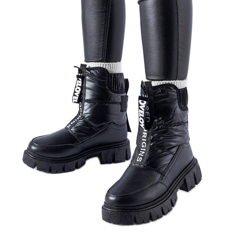 Botas de nieve Lessard acolchadas con aislamiento negro Botas de nieve Lessard acolchadas con aislamiento negro