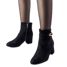 Botines negros de tacón bajo con hebilla Sesto