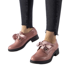 Zapatos rosas con pedrería Povegliano rosado