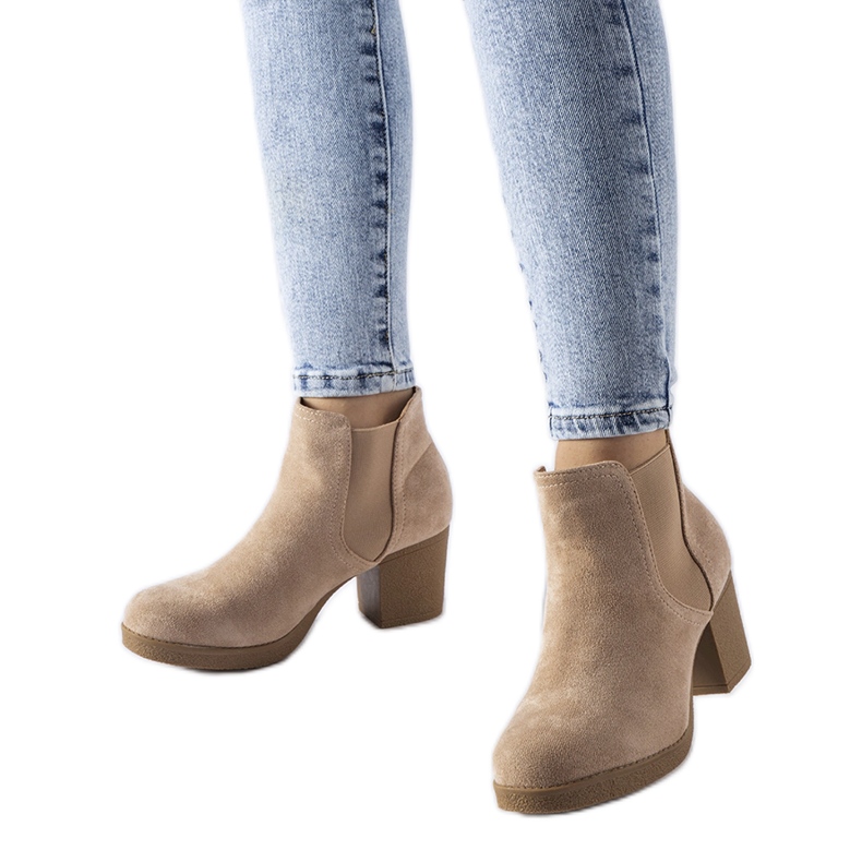 Botines sin cordones en beige oscuro de Trevano