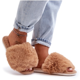 Pantuflas de mujer beige con pelo Vienitta